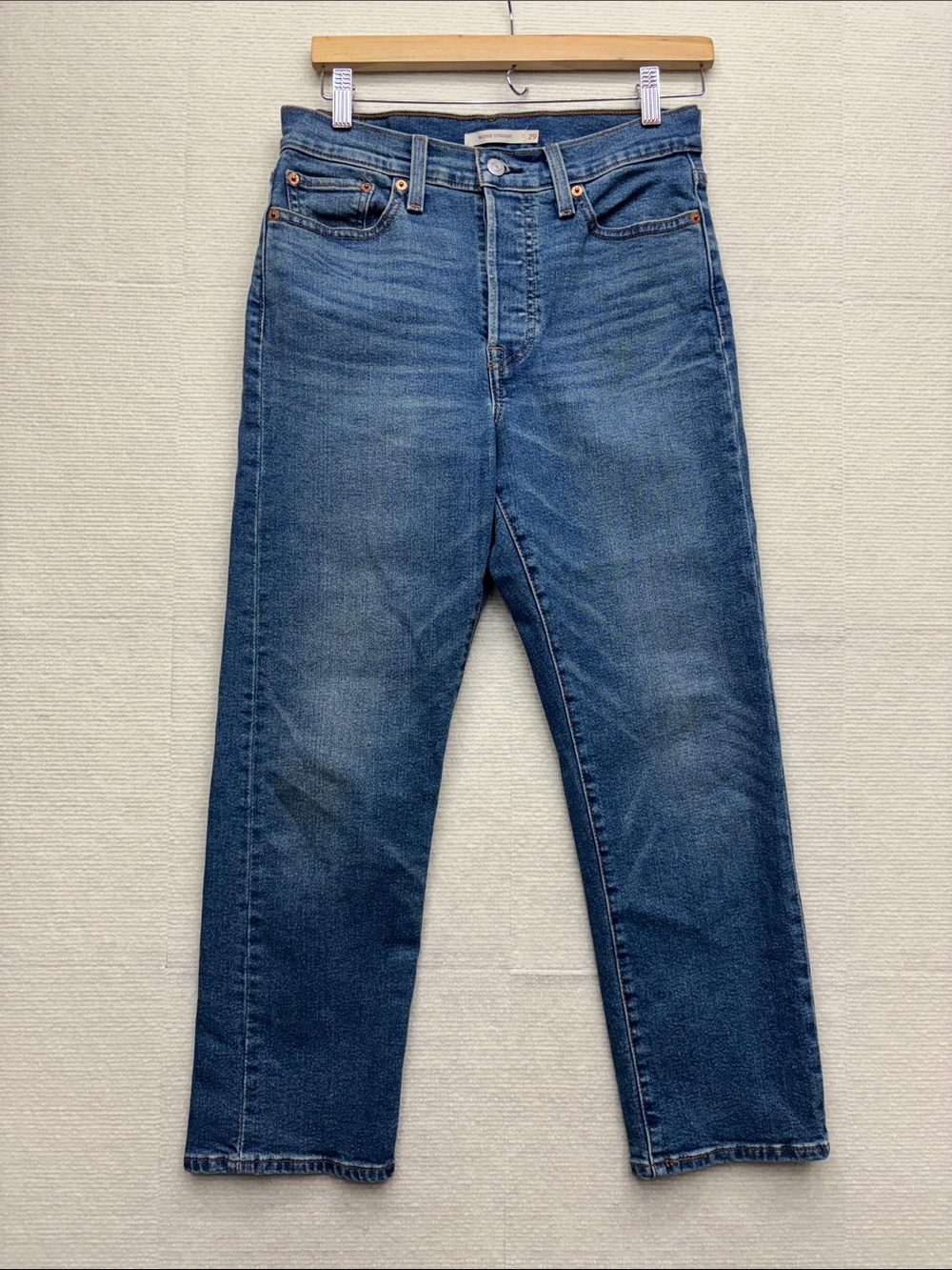 Levi’s wedgie straight 29 Blue Jeans